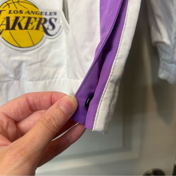 Nike Ambush LA Lakers Spellout NBA Jacket Coat Puffer Zip Button White NWT Med - Picture 4 of 14